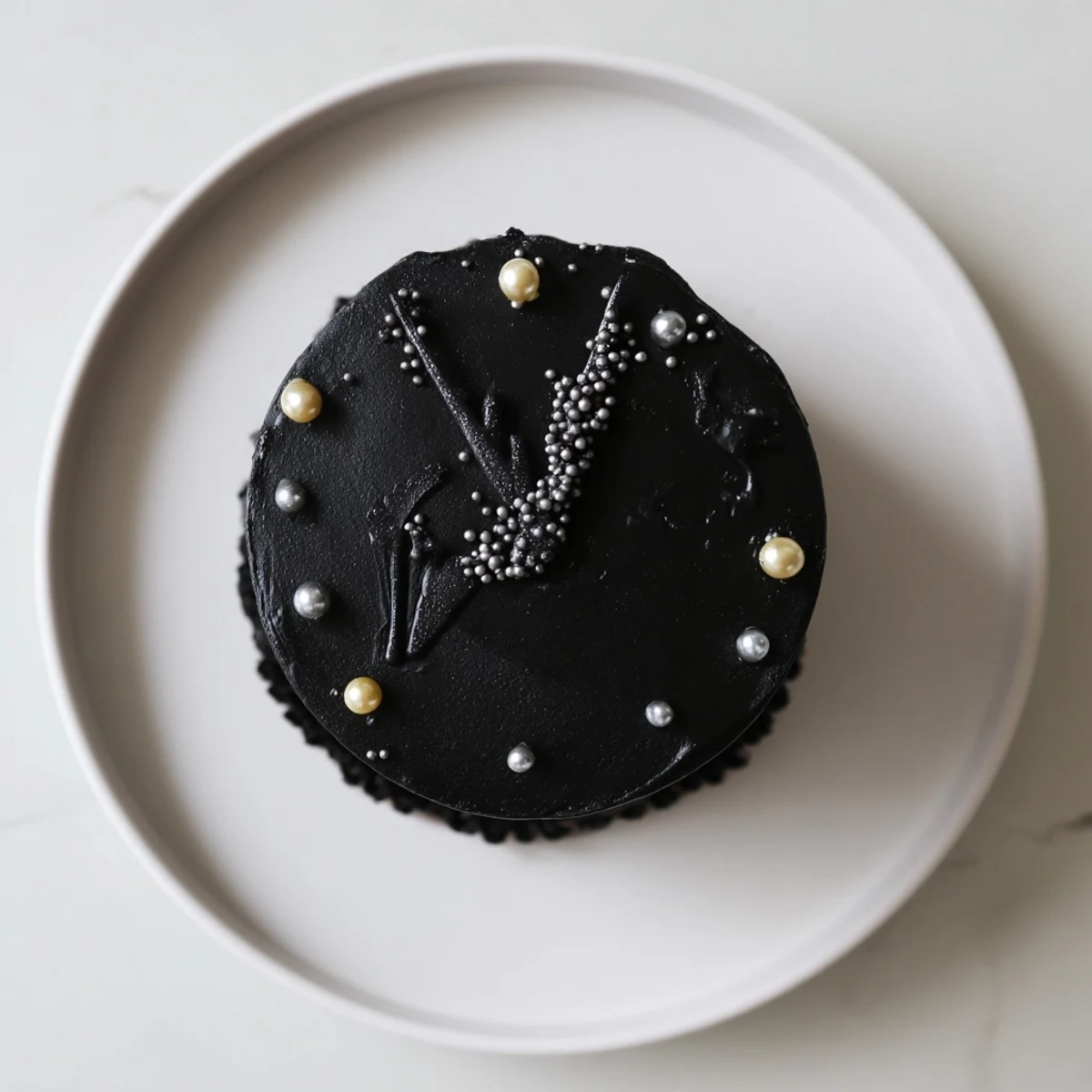 Delicious Countdown Clock Mini Desserts: bite-sized treats with clock designs, ready for a celebration feast.