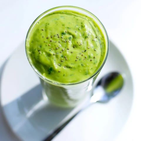 Spinach Avocado Green Drink