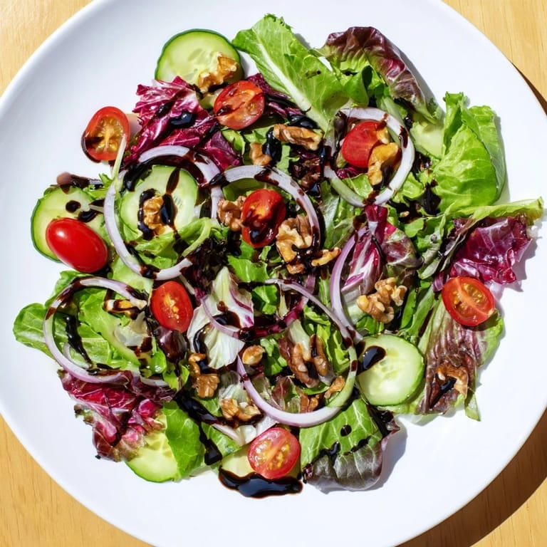A colorful view of Quick Balsamic Vinegar Salad with juicy tomatoes, perfect for a light lunch.
